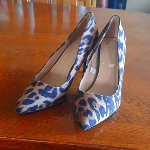 Leopard Pumps